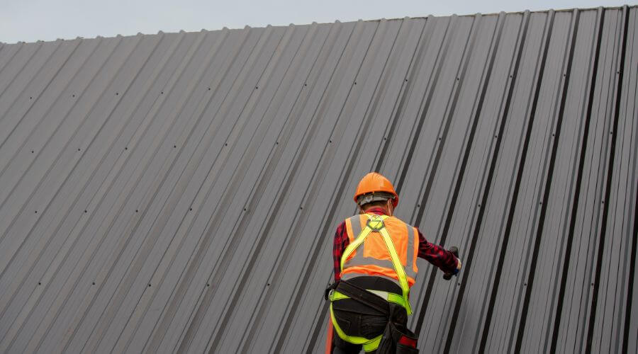 Professional metal roof installation services in Eminence, MO